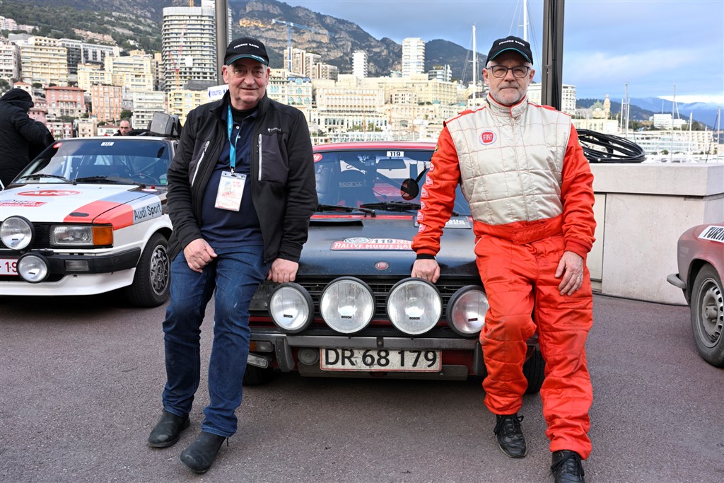 Arne Pagh og Lars Hindsgaul på havnen i Monaco.
(Foto: Michael Eisenberg)